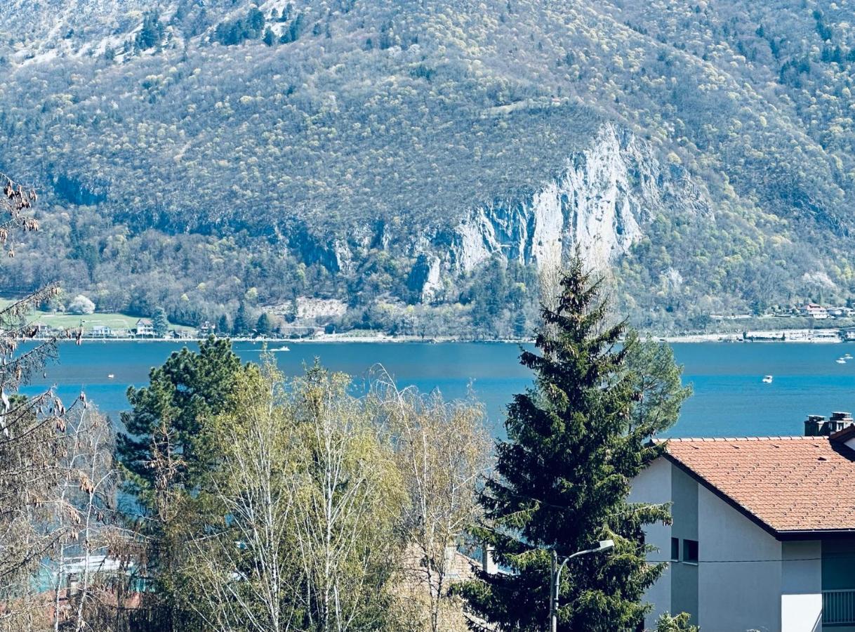 Lac Arte Postale Annecy Luaran gambar
