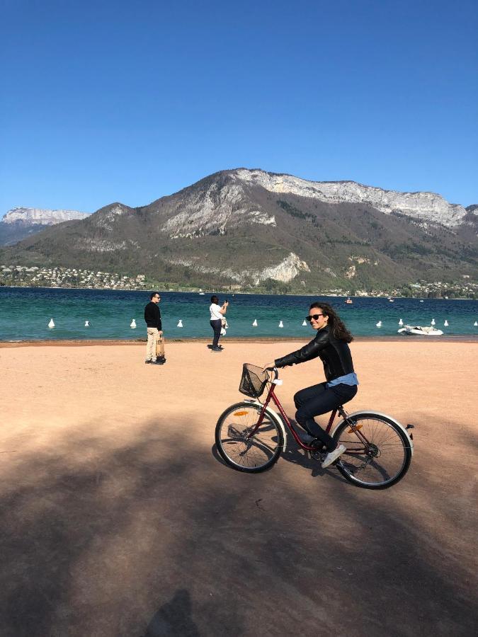 Lac Arte Postale Annecy Luaran gambar