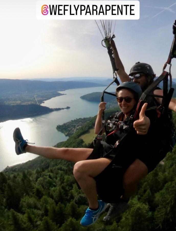 Lac Arte Postale Annecy Luaran gambar