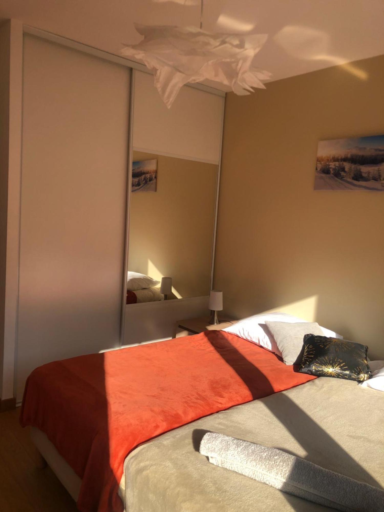 Lac Arte Postale Annecy Luaran gambar