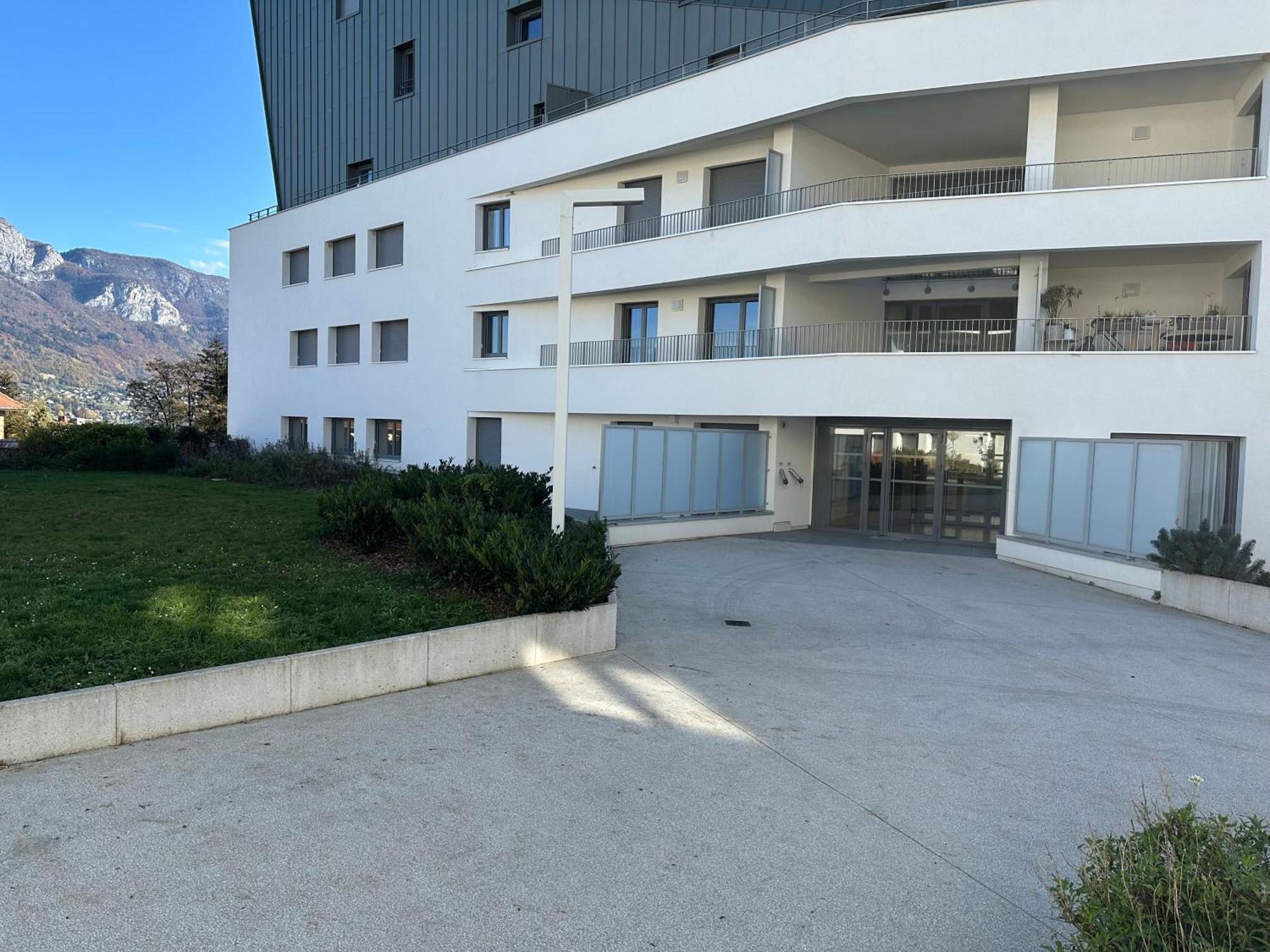 Lac Arte Postale Annecy Luaran gambar
